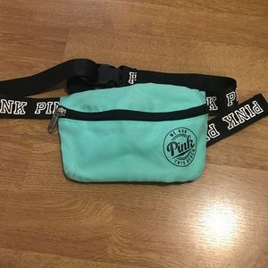 VS PINK FANNY PACK